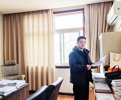 吕震宇
